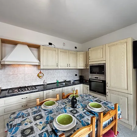 Pradella - Larihome A97 * Gravedona