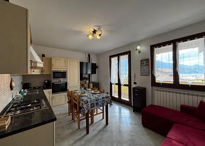 Pradella - Larihome A97 Διαμέρισμα Gravedona